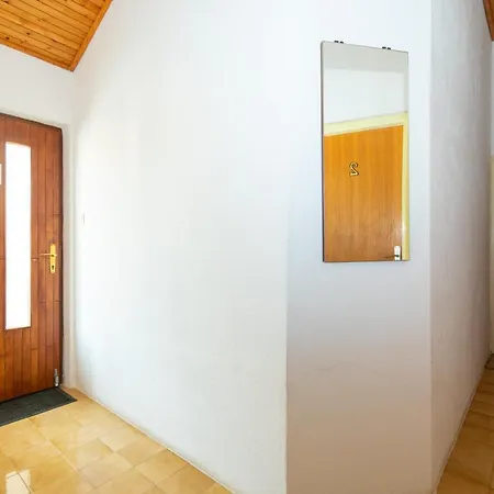 Apartment Mandre 4101c